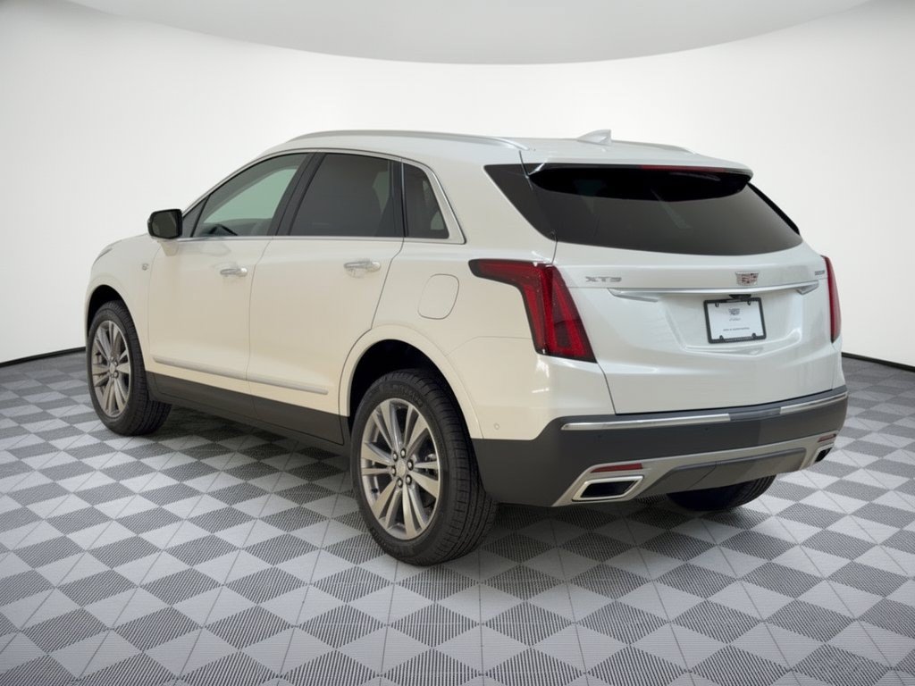 New 2026 CADILLAC XT5 Premium Luxury SUV