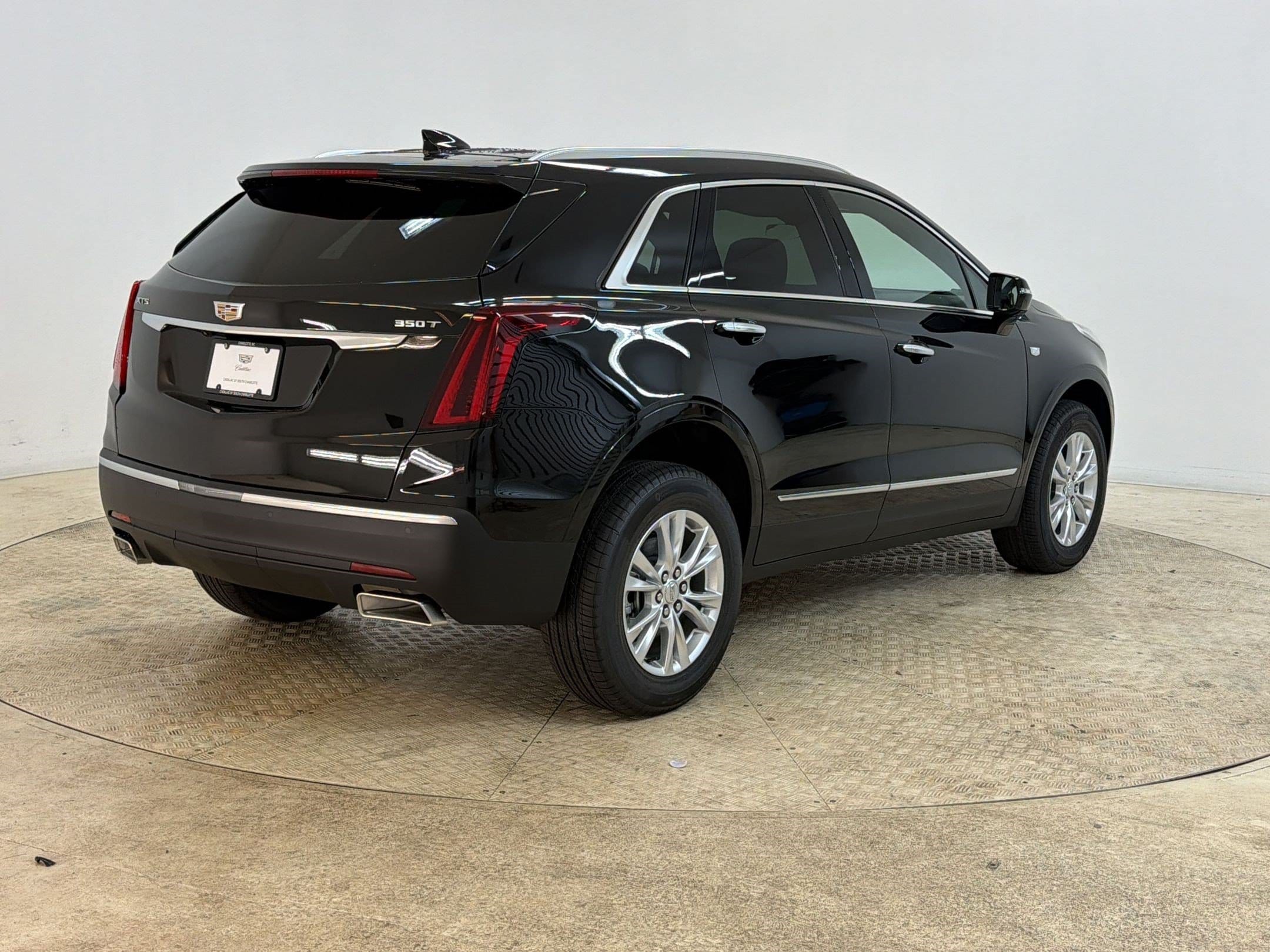 2026 Cadillac XT5 Luxury - Photo 8