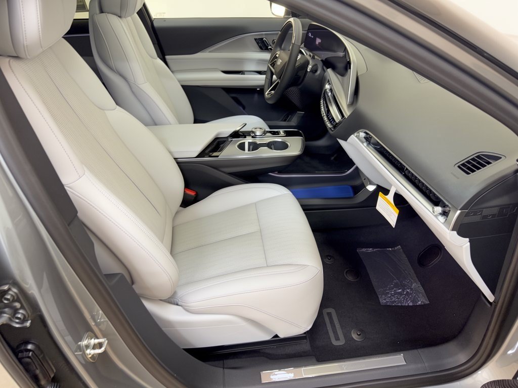 2027 Cadillac LYRIQ Sport - Photo 30
