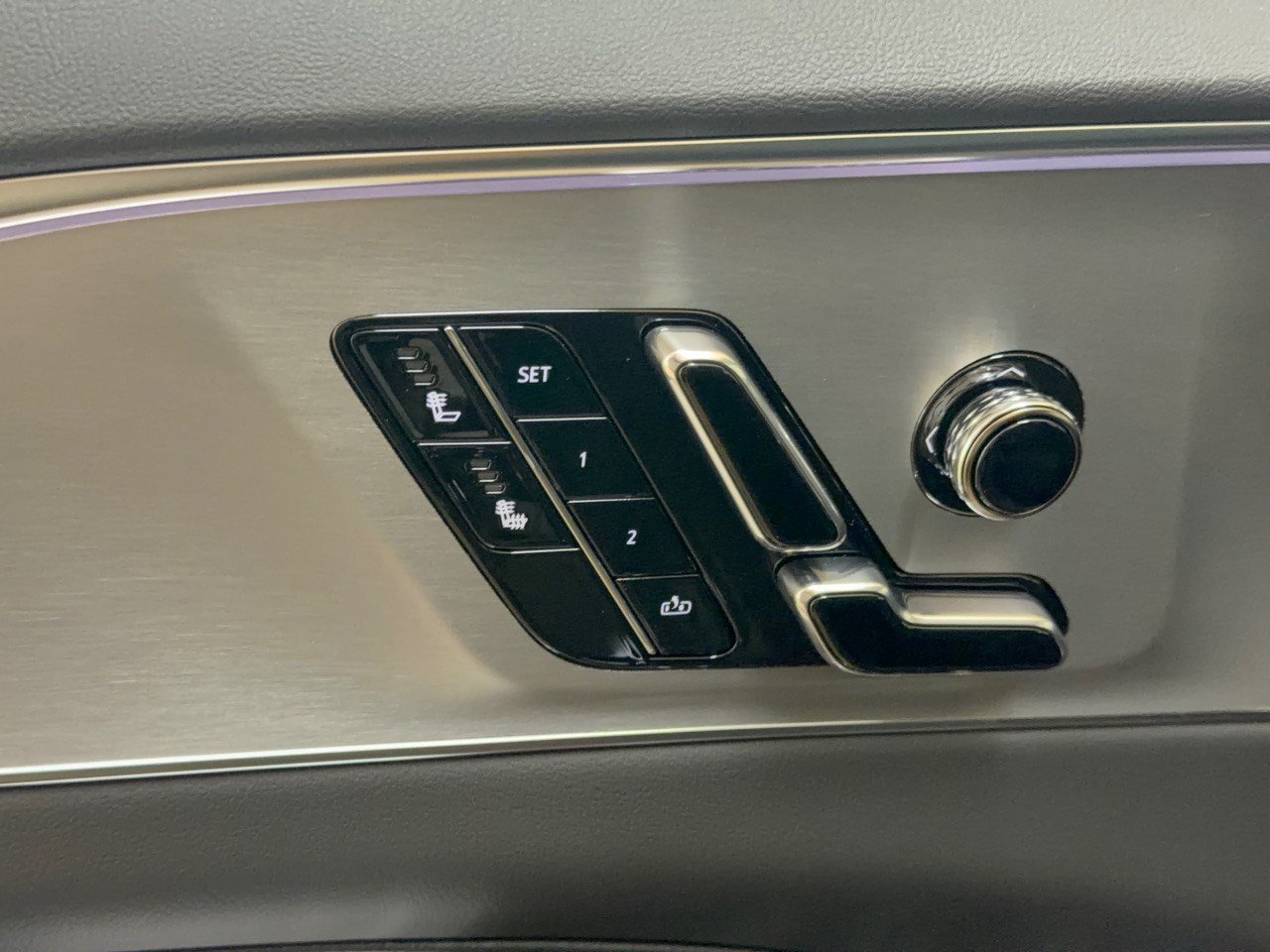 2027 Cadillac LYRIQ Sport - Photo 16