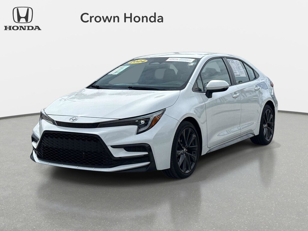 Used 2024 Toyota Corolla SE Sedan