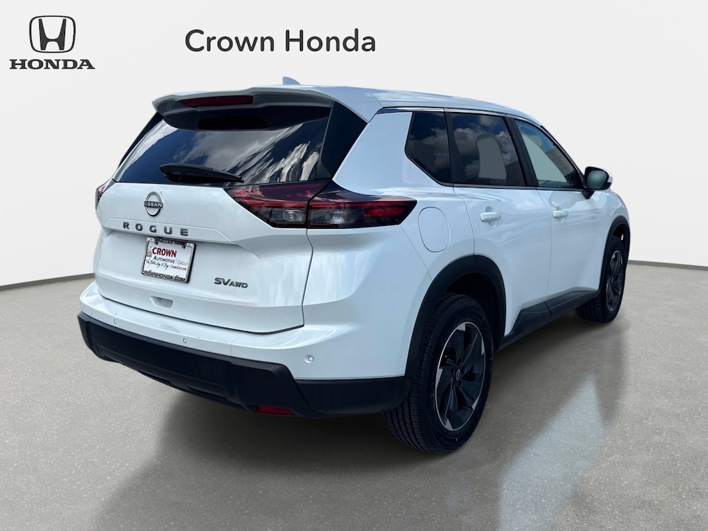 Used 2024 Nissan Rogue SV SUV