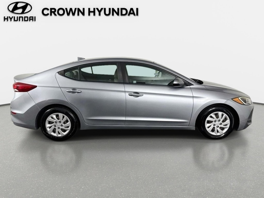 Used 2017 Hyundai Elantra SE Sedan