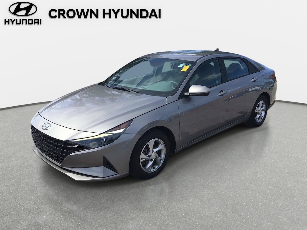 Used 2021 Hyundai Elantra SE Sedan