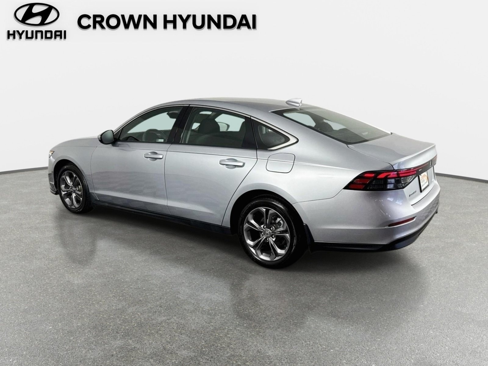 2024 Honda Accord EX - Photo 8