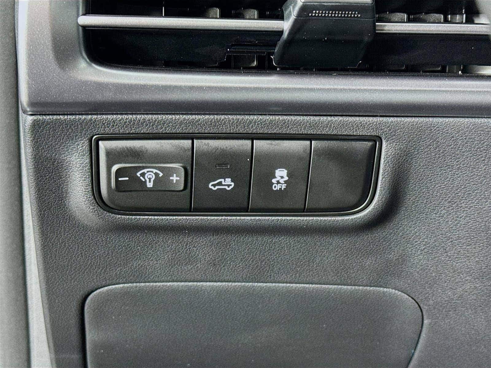2026 Hyundai Santa Cruz SEL - Photo 9