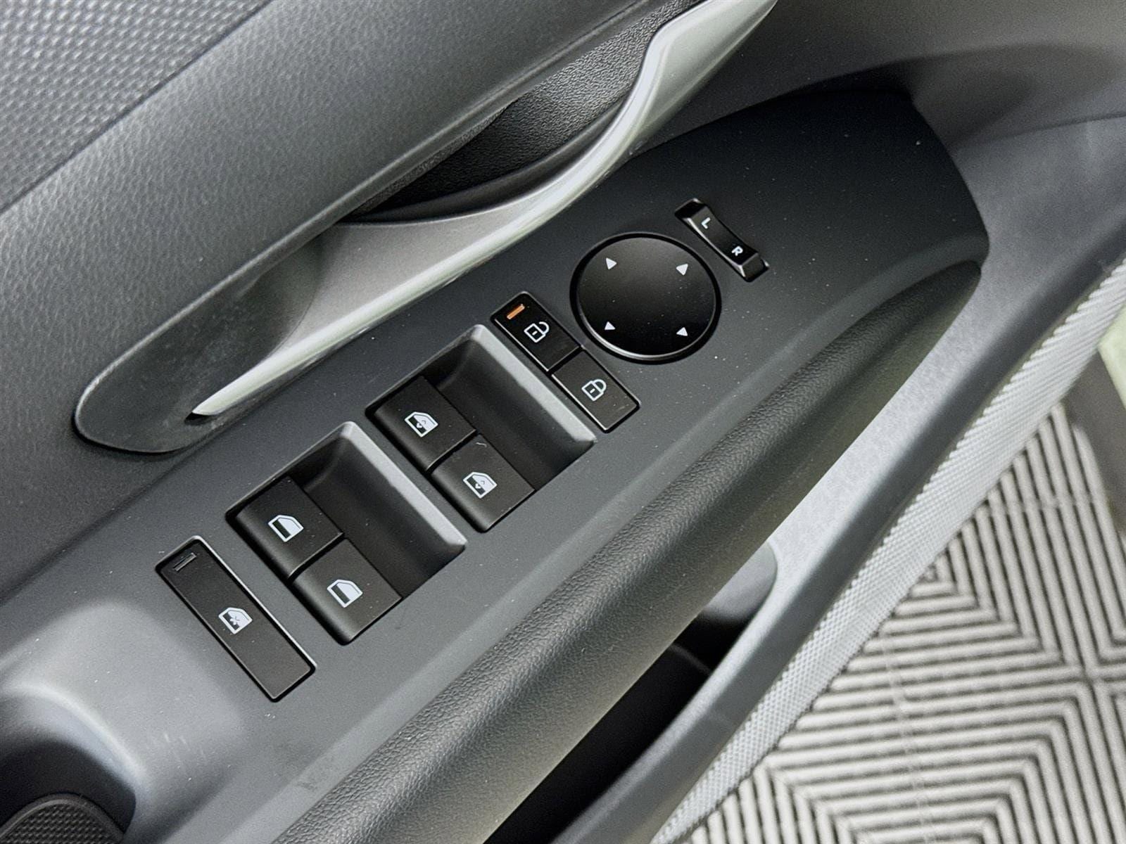 2026 Hyundai Santa Cruz SEL - Photo 18