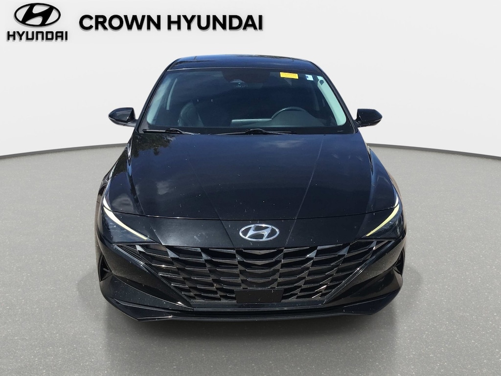 Used 2023 Hyundai Elantra Limited Sedan