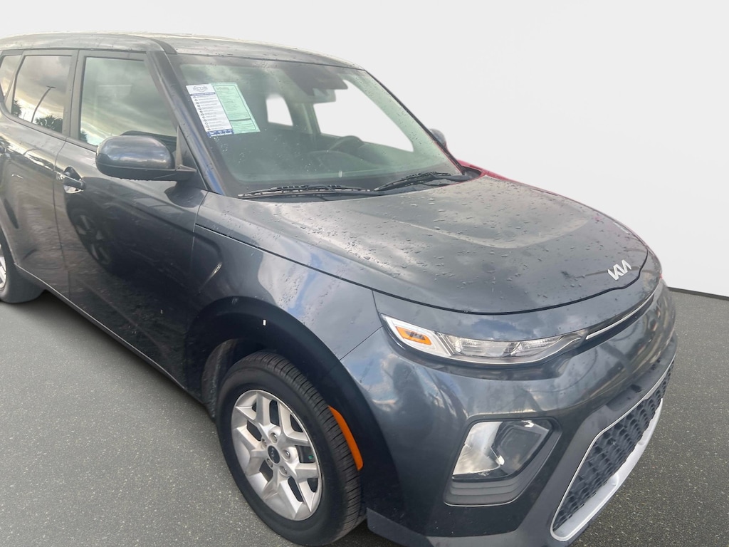 Certified 2022 Kia Soul LX Hatchback