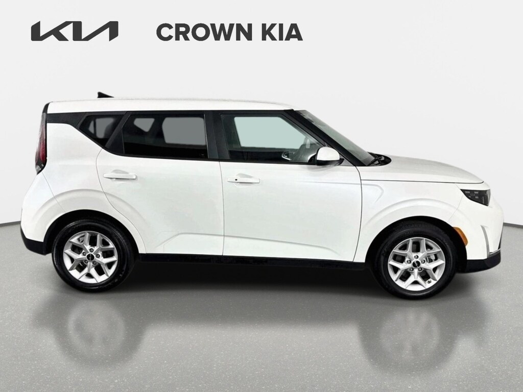 Used 2024 Kia Soul S Hatchback