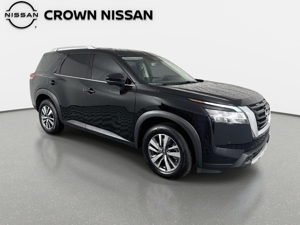 Used 2024 Nissan Pathfinder SL SUV