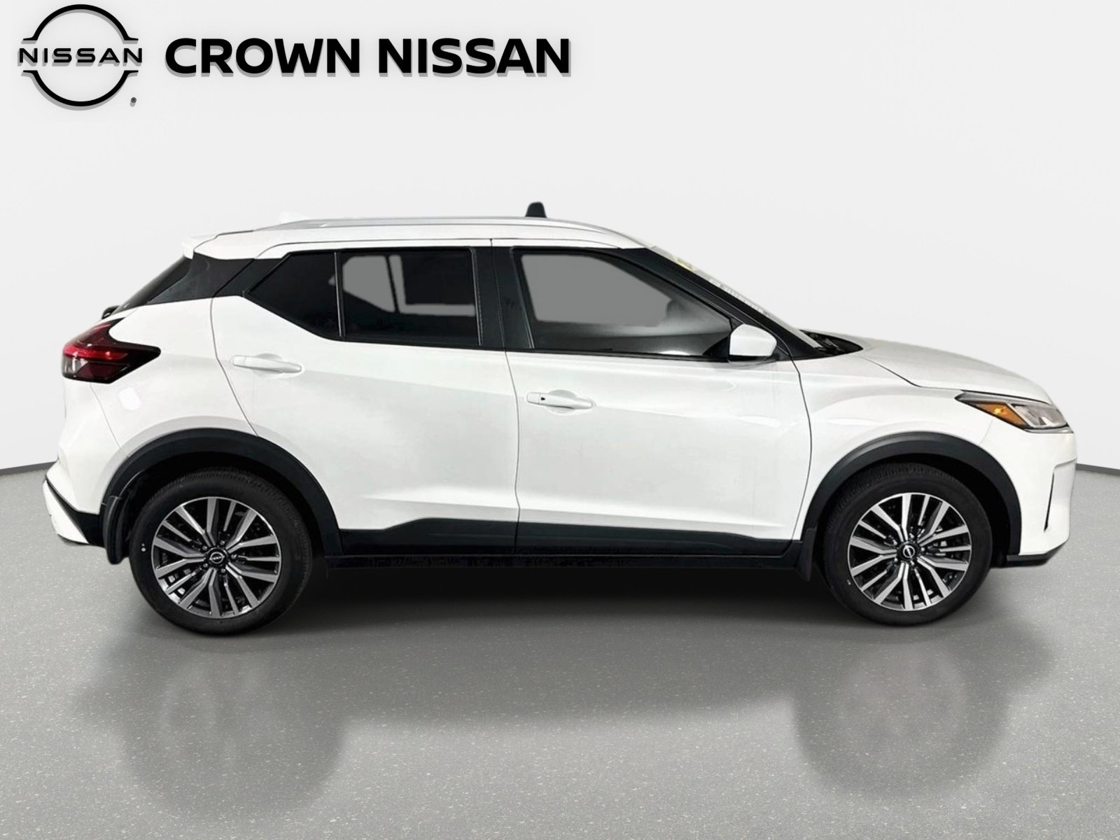 Used 2024 Nissan Kicks SV SUV
