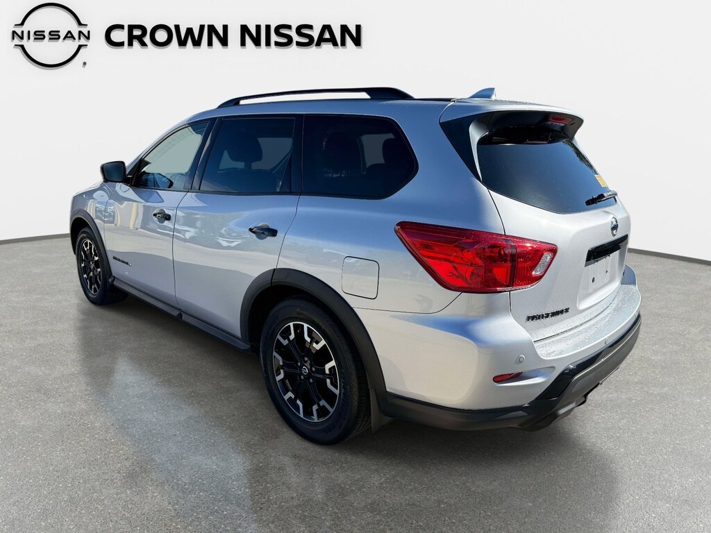 Used 2020 Nissan Pathfinder SL SUV