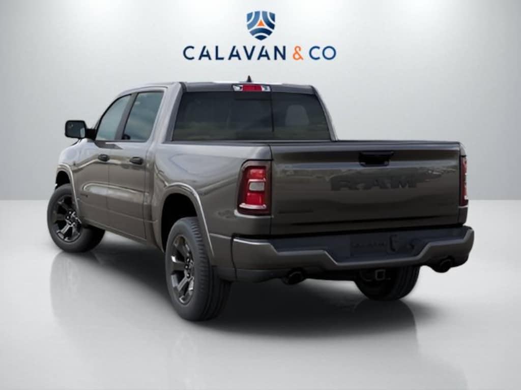 New 2027 Ram 1500 BIG HORN CREW CAB 4X4 5'7 BOX Pickup