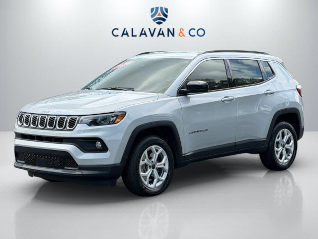 Used 2025 Jeep Compass Latitude SUV