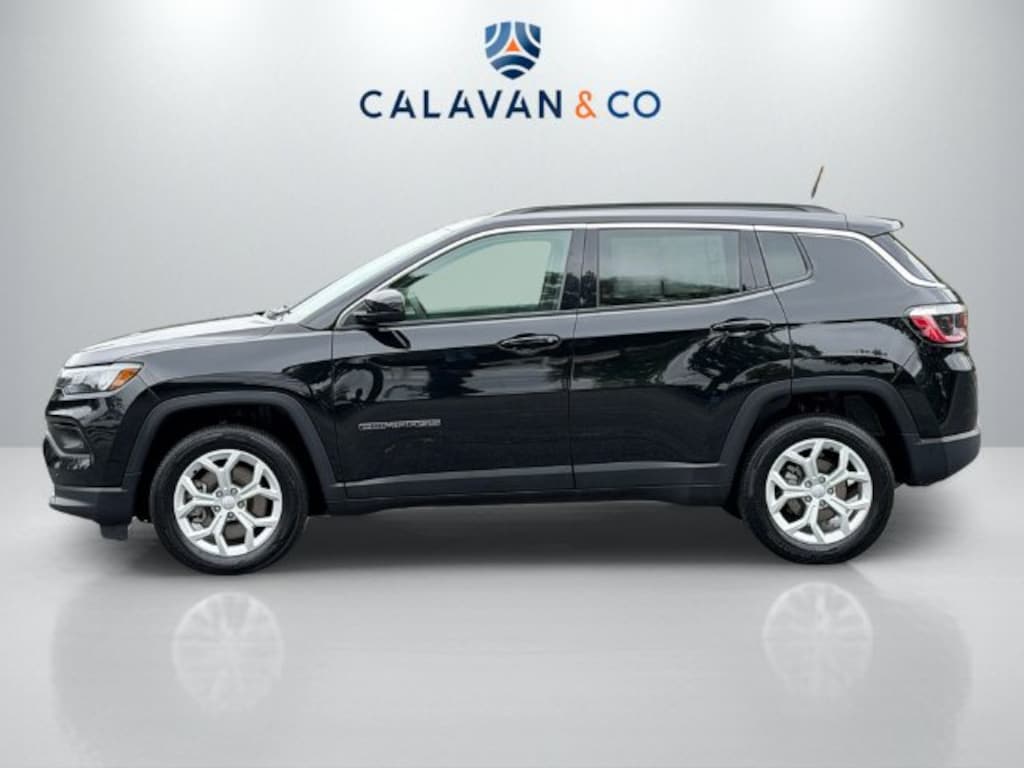 Used 2024 Jeep Compass Latitude SUV