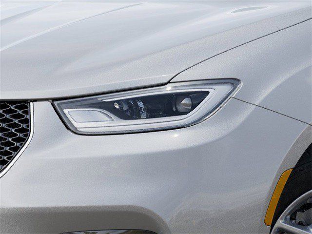2026 Chrysler Pacifica Select - Photo 13