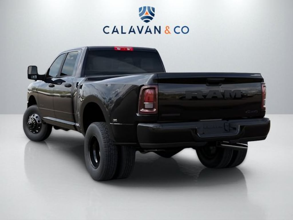 New 2026 Ram 3500 BIG HORN CREW CAB 4X4 8' BOX Pickup
