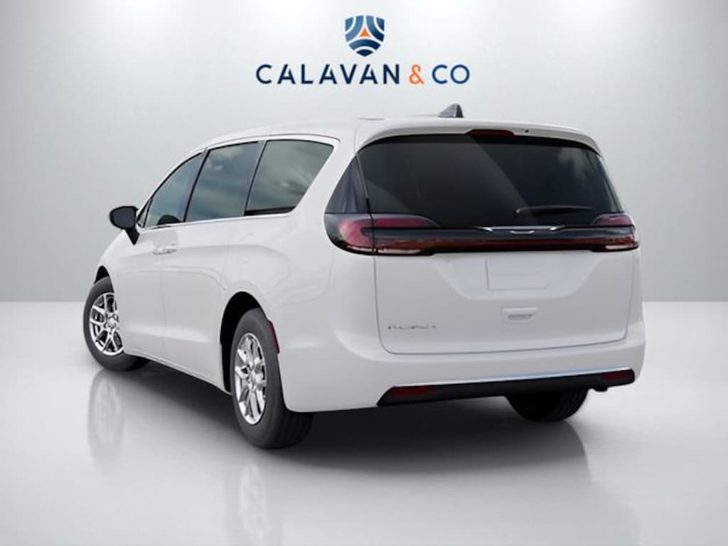 New 2027 Chrysler Pacifica SELECT Passenger Van