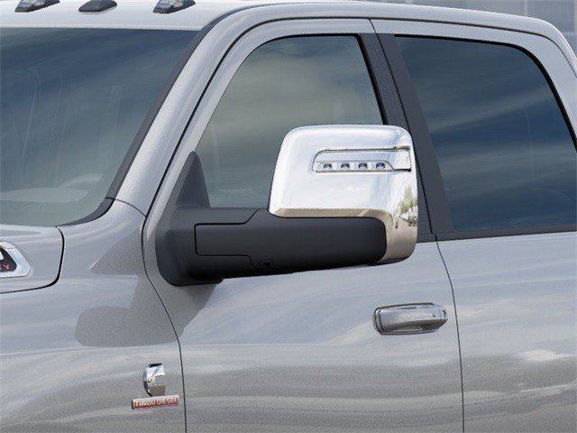 2026 RAM 3500 Laramie - Photo 15