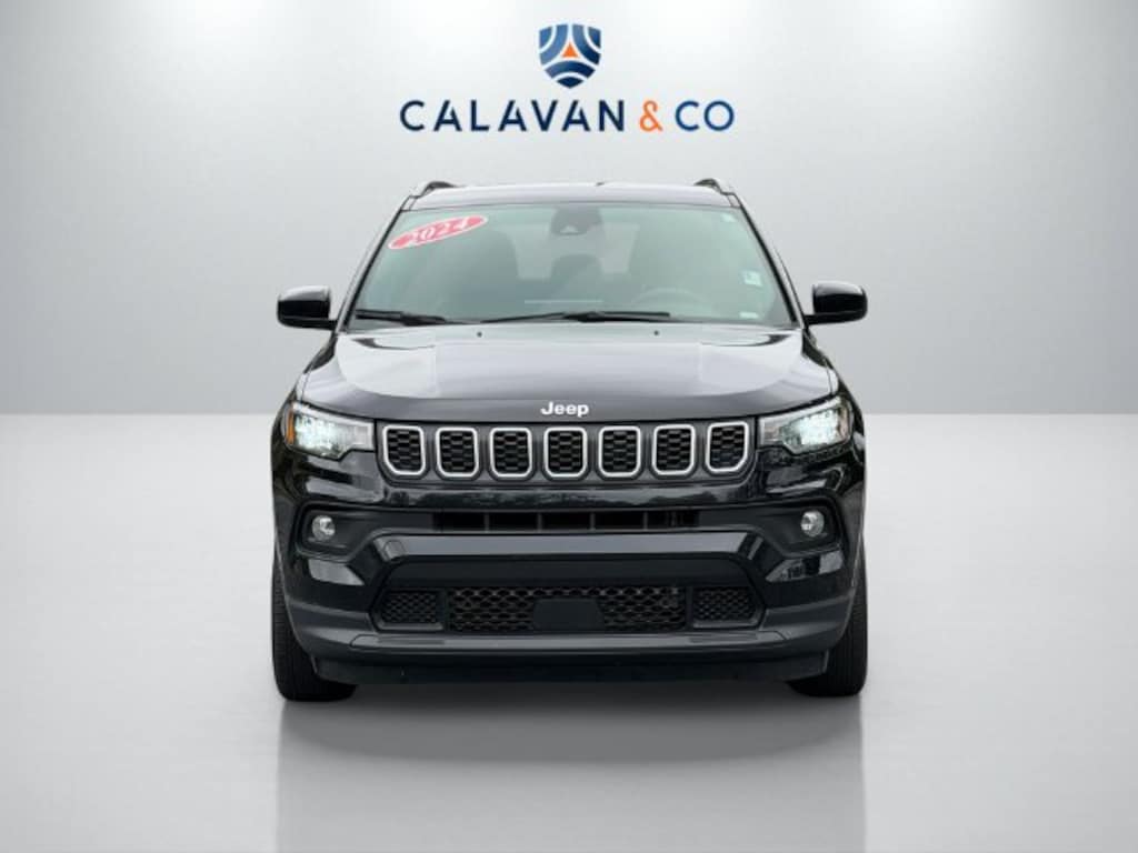Used 2024 Jeep Compass Latitude SUV