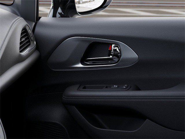 2026 Chrysler Pacifica Select - Photo 29