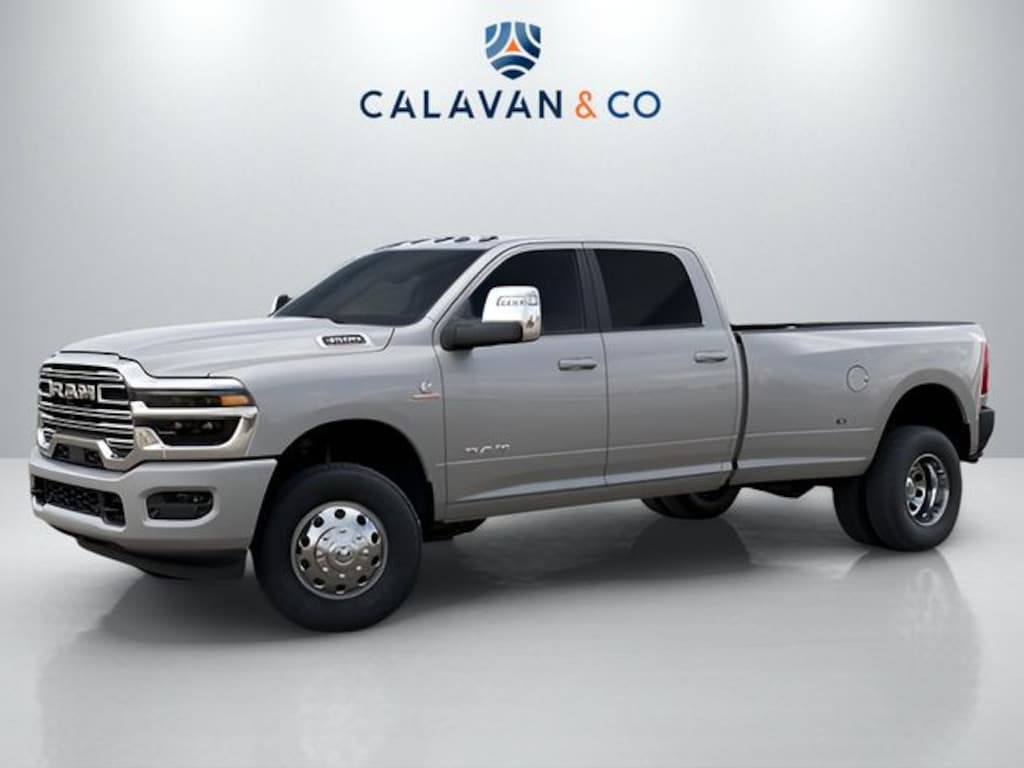 New 2026 Ram 3500 LARAMIE CREW CAB 4X4 8' BOX Pickup