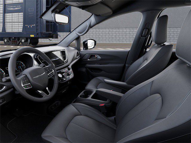 2026 Chrysler Pacifica Select - Photo 26