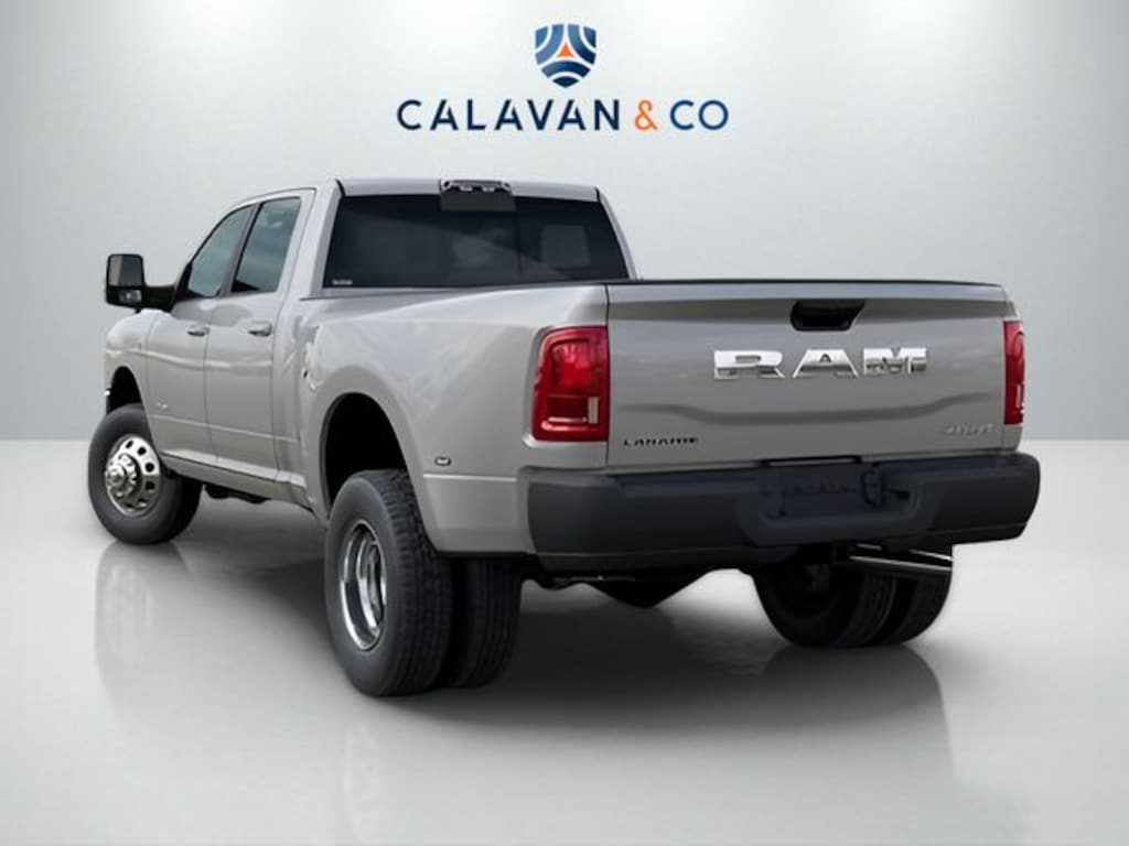 New 2026 Ram 3500 LARAMIE CREW CAB 4X4 8' BOX Pickup