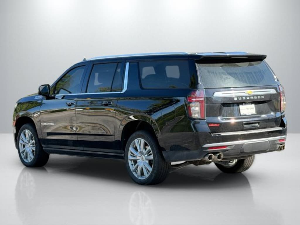 Used 2024 Chevrolet Suburban High Country SUV