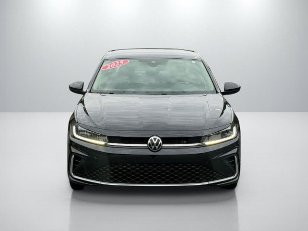 Used 2025 Volkswagen Jetta 1.5T S Sedan