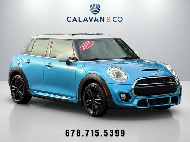 2017 MINI Cooper