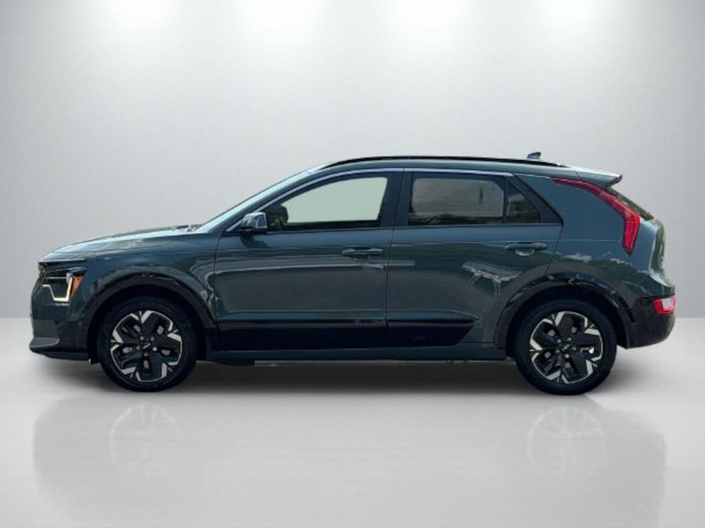 Certified 2025 Kia Niro EV Wind SUV