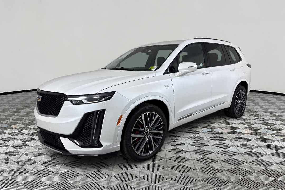  Cadillac XT6