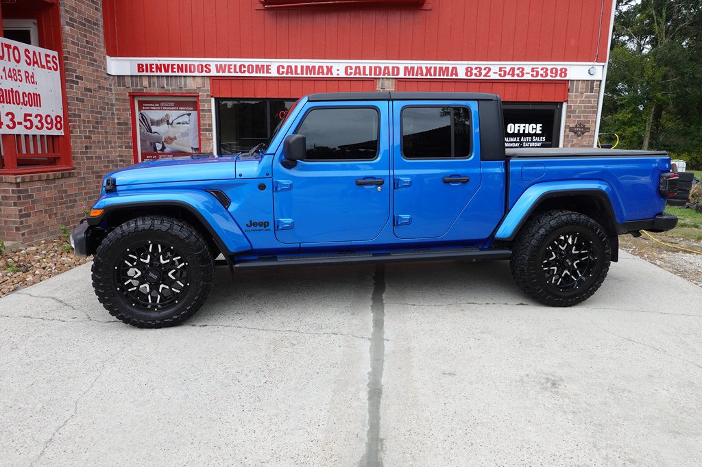 Used 2022 Jeep Gladiator Sport Truck Crew Cab