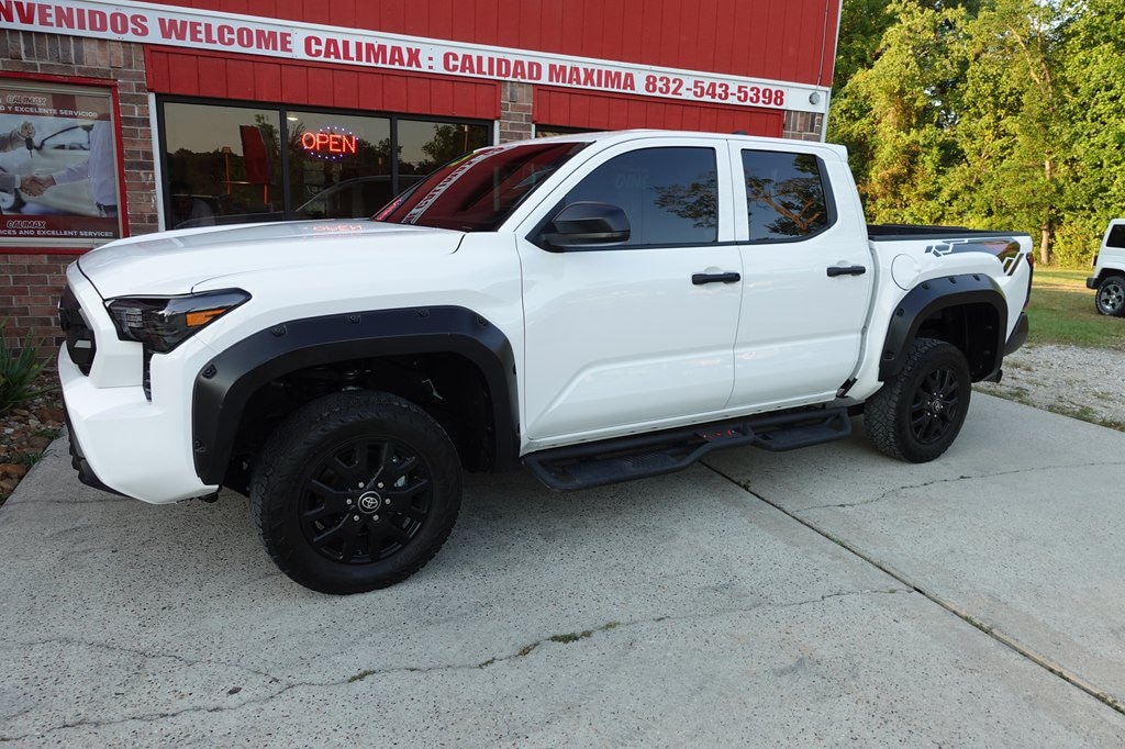 Used 2025 Toyota Tacoma SR Truck Double Cab