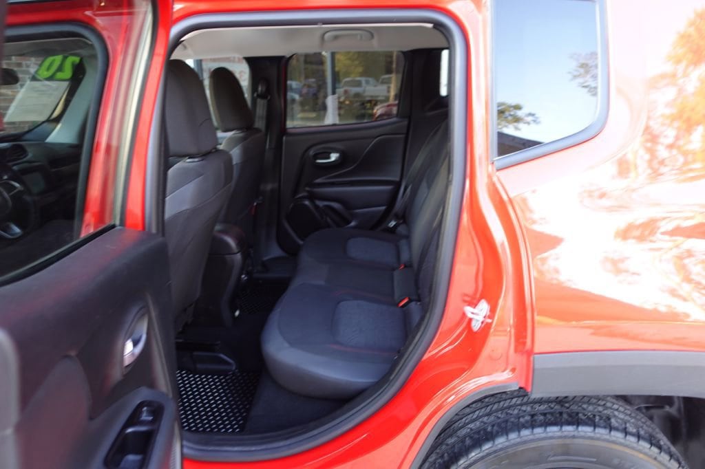 2020 Jeep Renegade Trailhawk - Photo 32