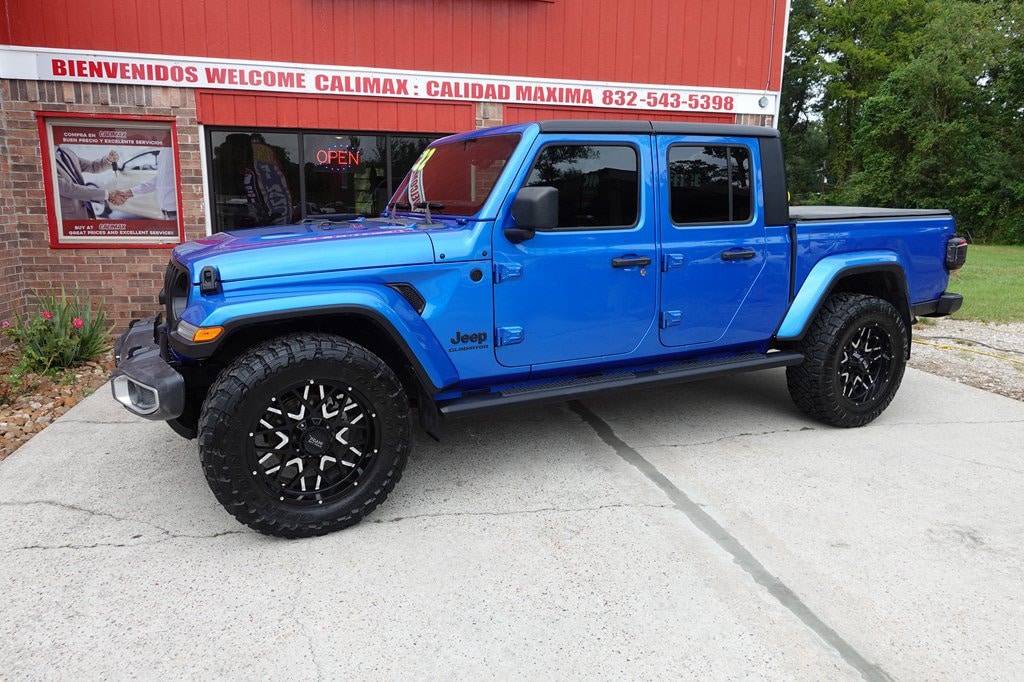Used 2022 Jeep Gladiator Sport Truck Crew Cab