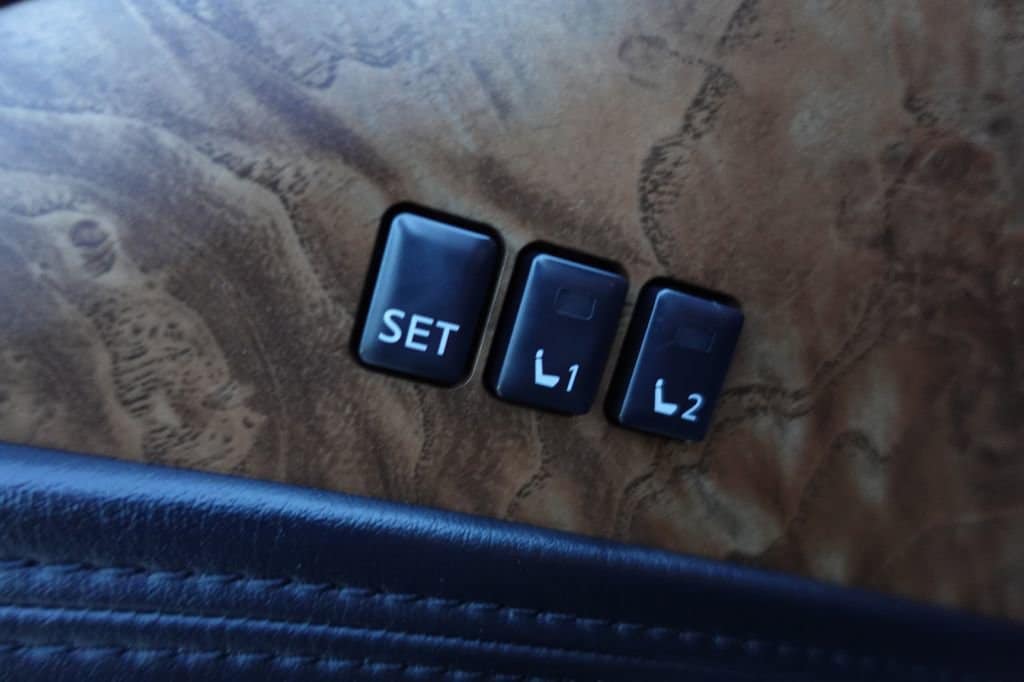 2021 Nissan Armada SL - Photo 34
