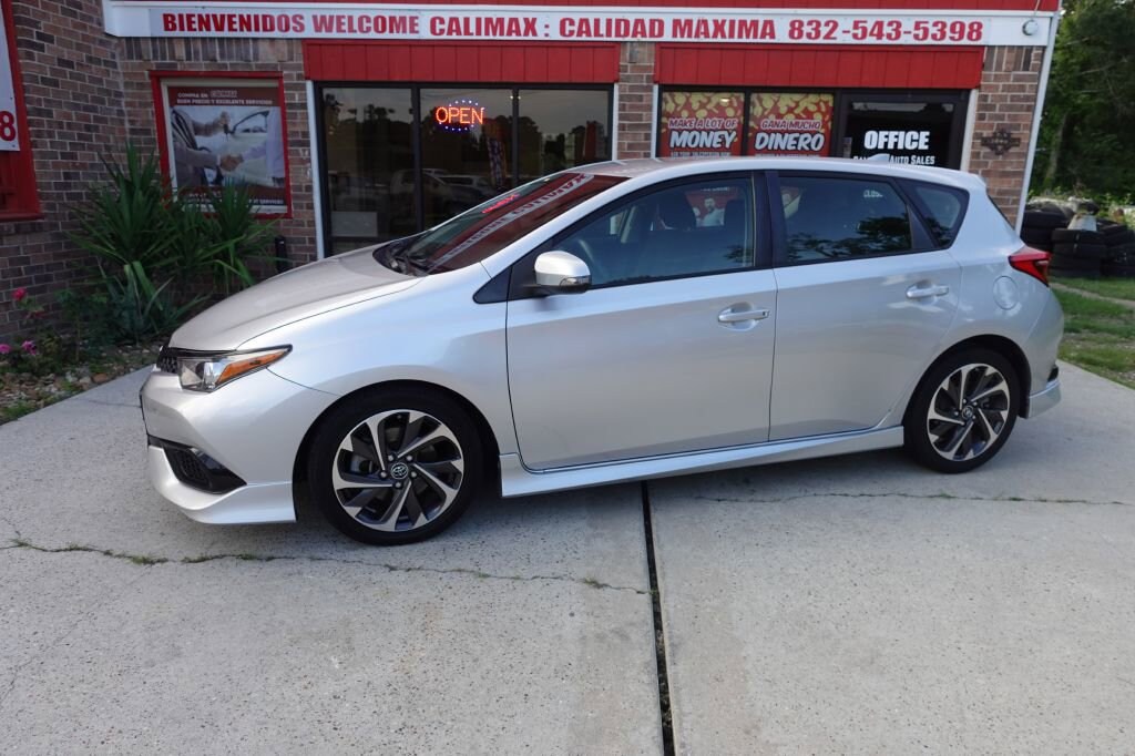 Used 2018 Toyota Corolla iM Base Hatchback