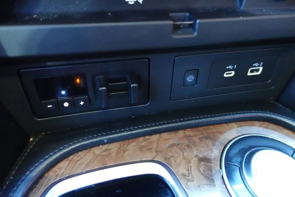 2021 Nissan Armada SL - Photo 49