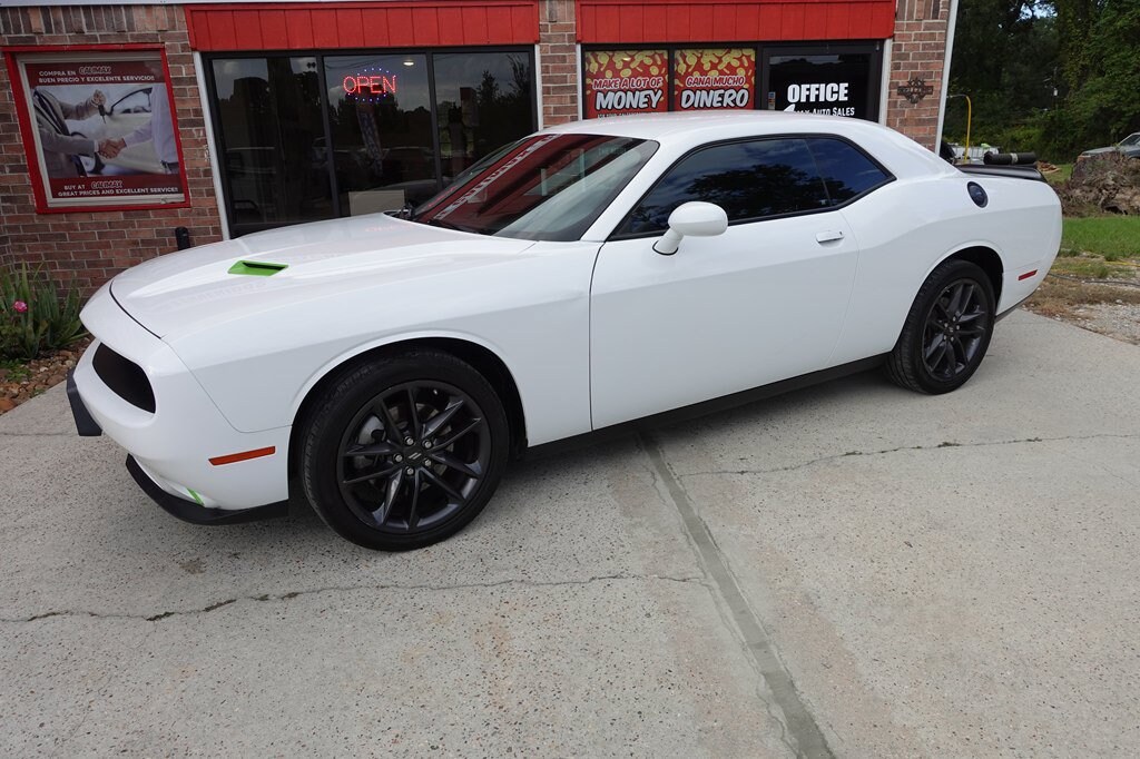 Used 2021 Dodge Challenger SXT Coupe