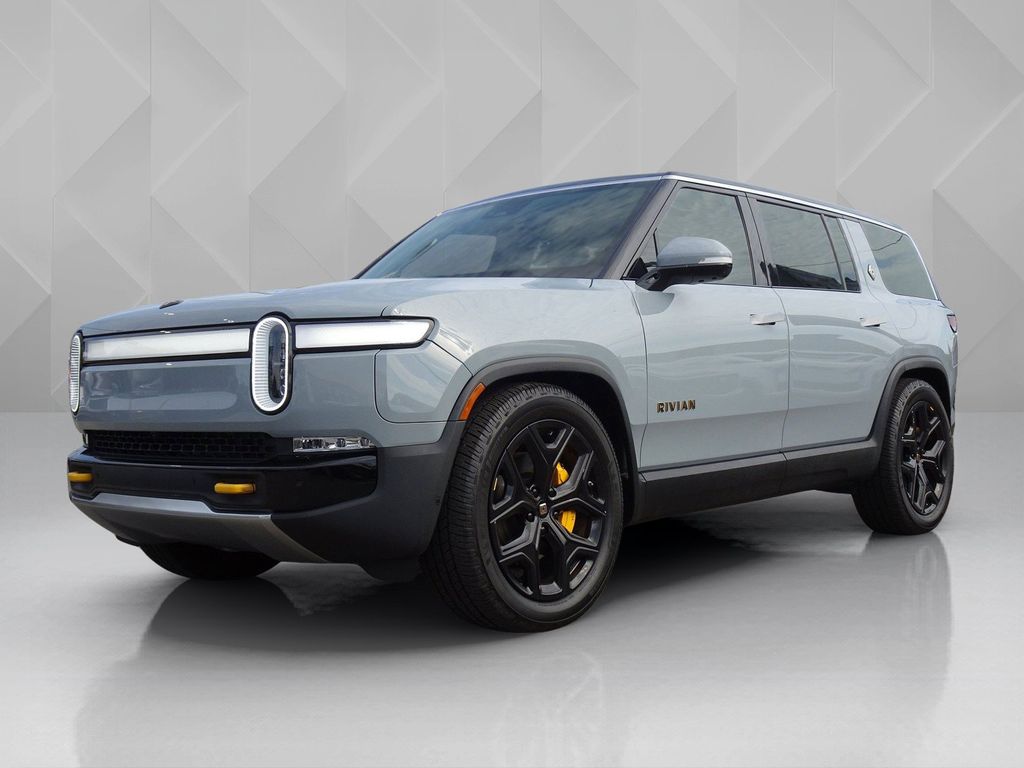 2023 Rivian R1S
