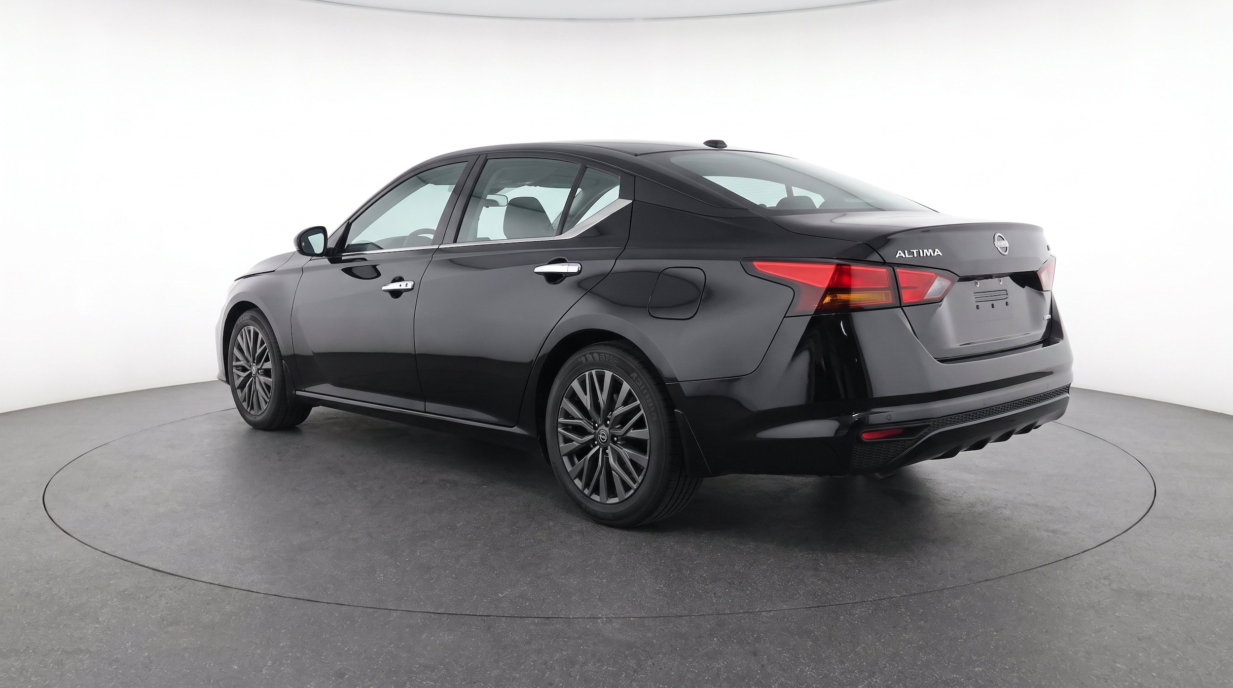 Thumbnail: 2025 Nissan Altima - 6