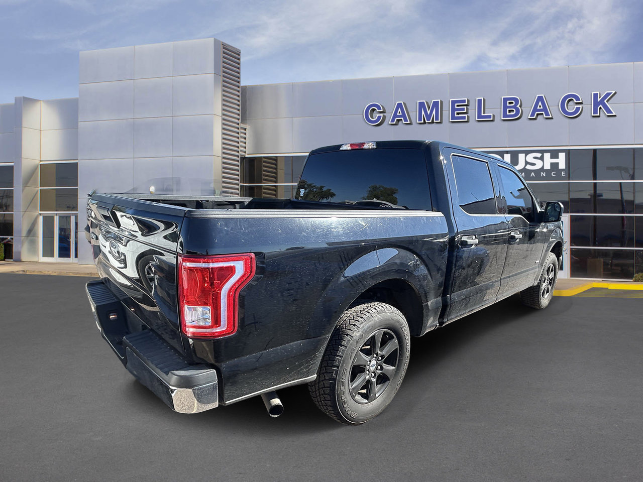 Used 2017 Ford F-150 XLT Truck SuperCrew Cab