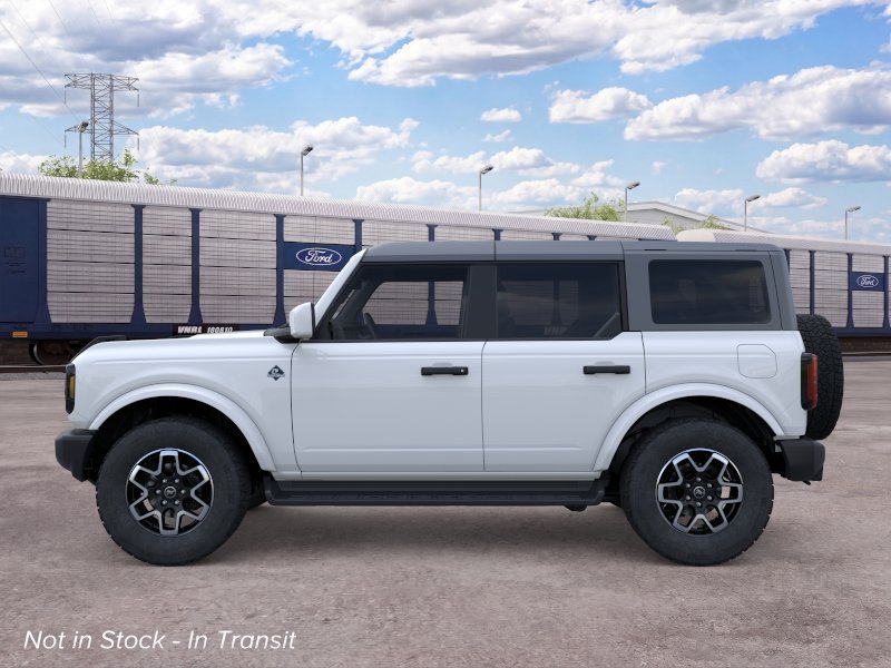 New 2026 Ford Bronco Outer Banks SUV