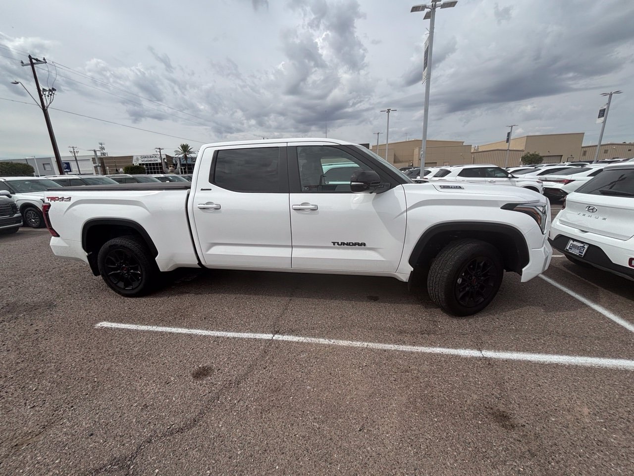  Toyota Tundra Hybrid