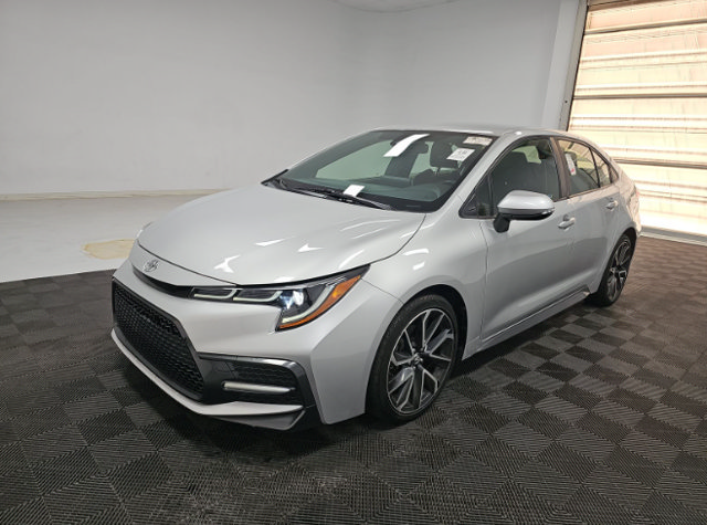 Used 2020 Toyota Corolla SE Sedan
