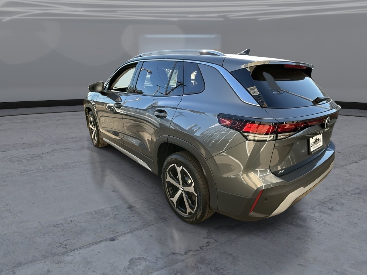 New 2026 Volkswagen Tiguan SE SUV