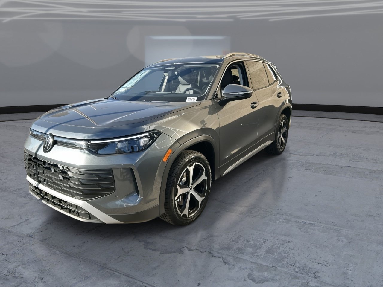 New 2026 Volkswagen Tiguan SE SUV